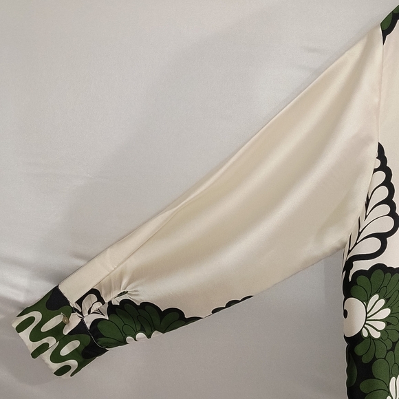 Zara Women's Medium White & Green Floral Button Down Shirt - Picture 6 of 9